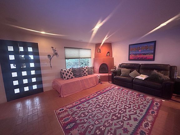 2nd image of 2928 Calle Princesa Juana