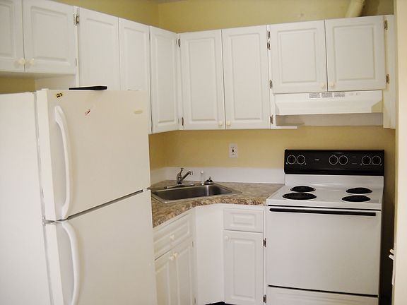 New Kitchen Cabinets