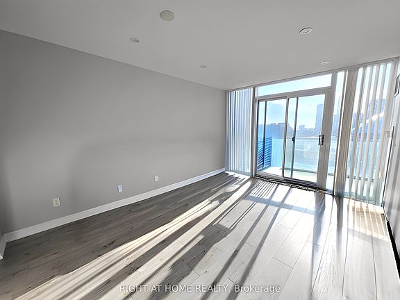 3rd image of 51 Lower Simcoe St Unit 1911