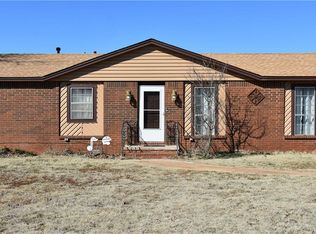 1407 N 6th St, Sayre, OK 73662
