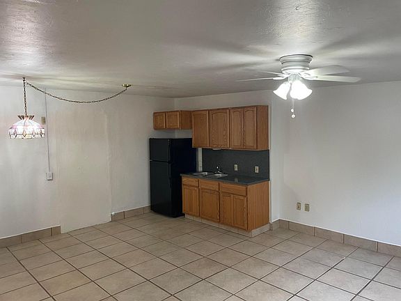 2nd image of 216 E Magnolia St #106