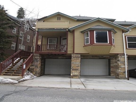 2nd image of 212 Daly Ave #B