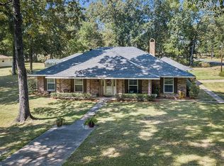 5540 Bretwood Dr, Keithville, LA 71047