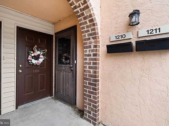2nd image of 1210 Chelmsford Cir #1210