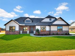 6135 Amberly Dr, Edmond, OK 73034