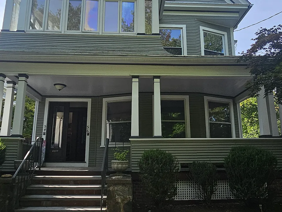 54 Hubinger St #2A
