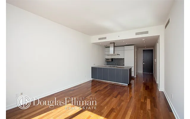 Rented by Douglas Elliman | media 15