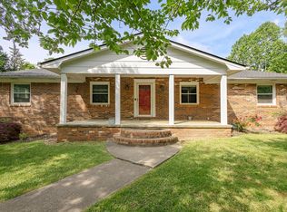 8205 Cricket Rd, Powell, TN 37849