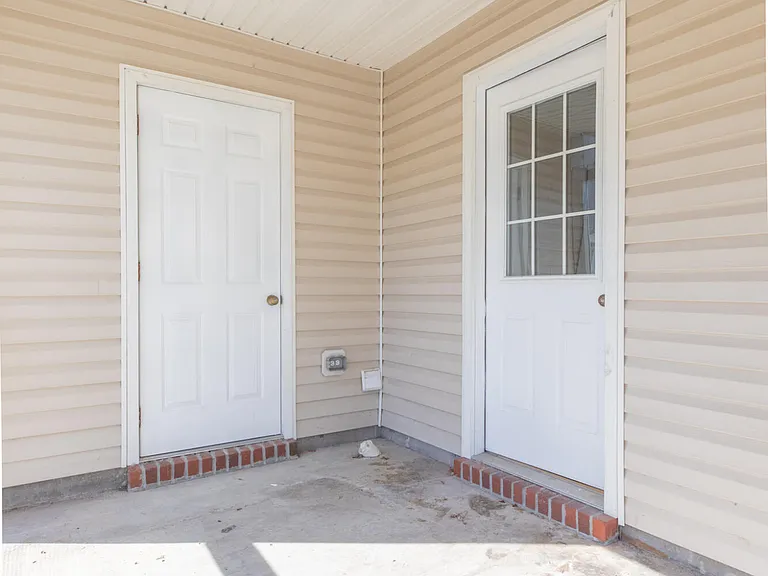 401 Springwood Dr — Photo 19
