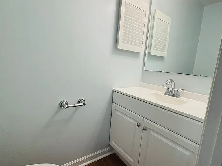 2419 Ridge Rd — Photo 6