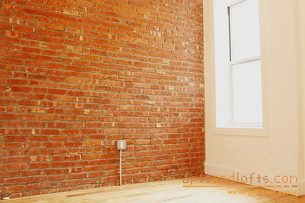 Rented by aptsandlofts.com | media 17