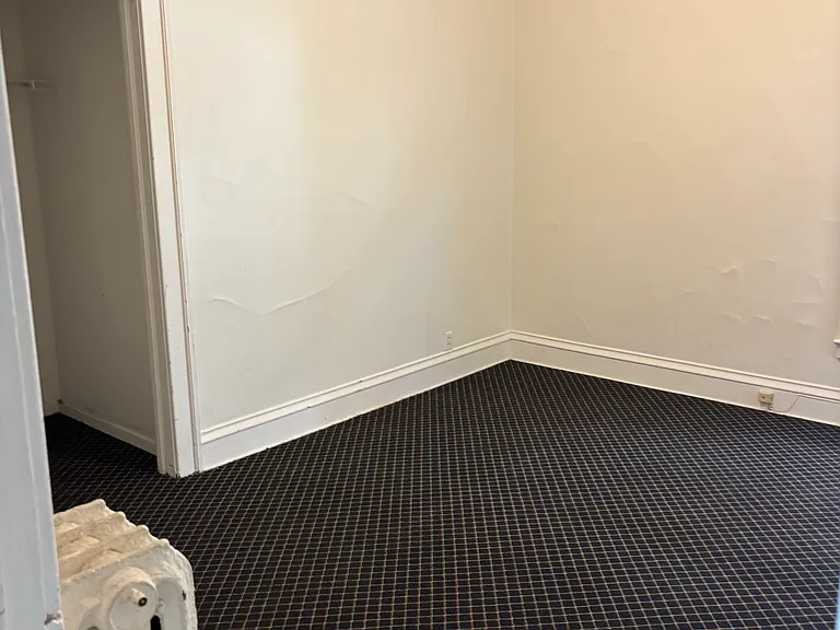 1536 N Franklin Pl #1 — Photo 4