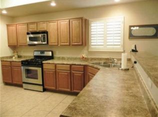 7619 Fawn Lake Dr N, Jacksonville, FL 32256