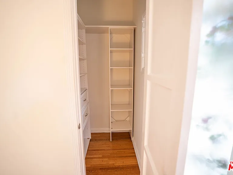 1210 S La Jolla Ave — Photo 32