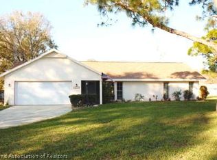 7433 Honeysuckle Dr, Sebring, FL 33870