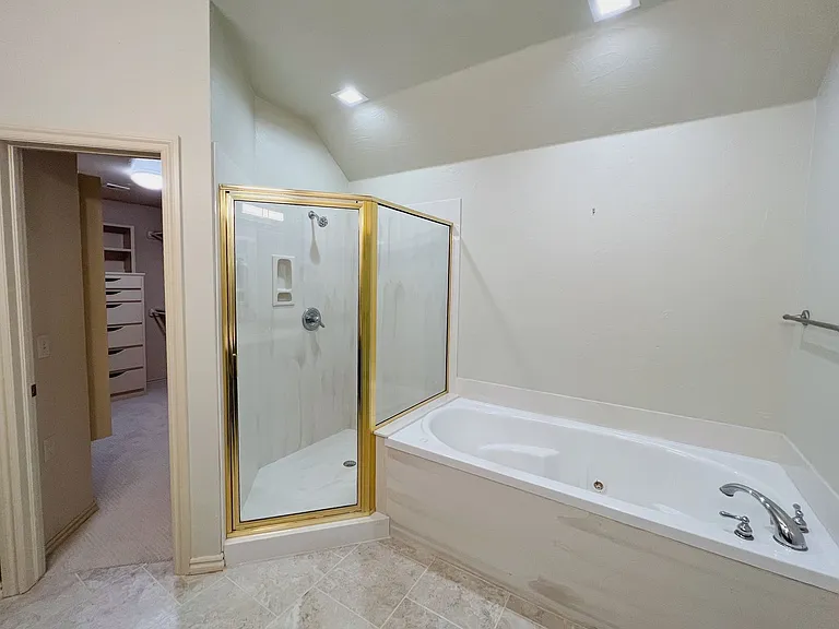 3124 Viewmont Ct — Photo 24