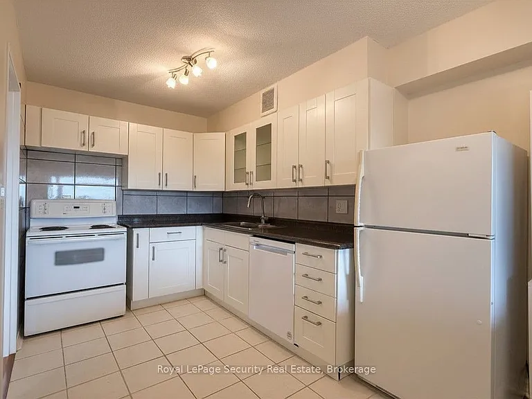 260 Scarlett Rd #608 — Photo 8