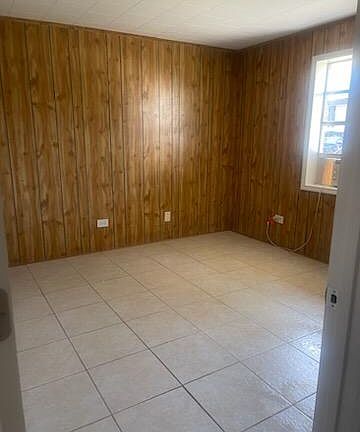 2nd image of 516 5th St #C