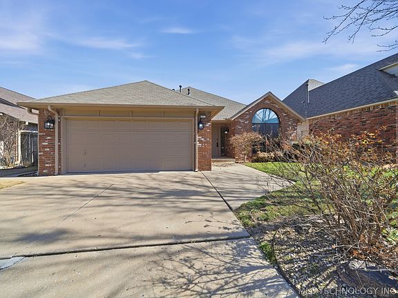 3rd image of 6311 S 90th East Ave
