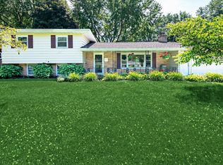 776 Lonesome Pine Trl, Saint Joseph, MI 49085