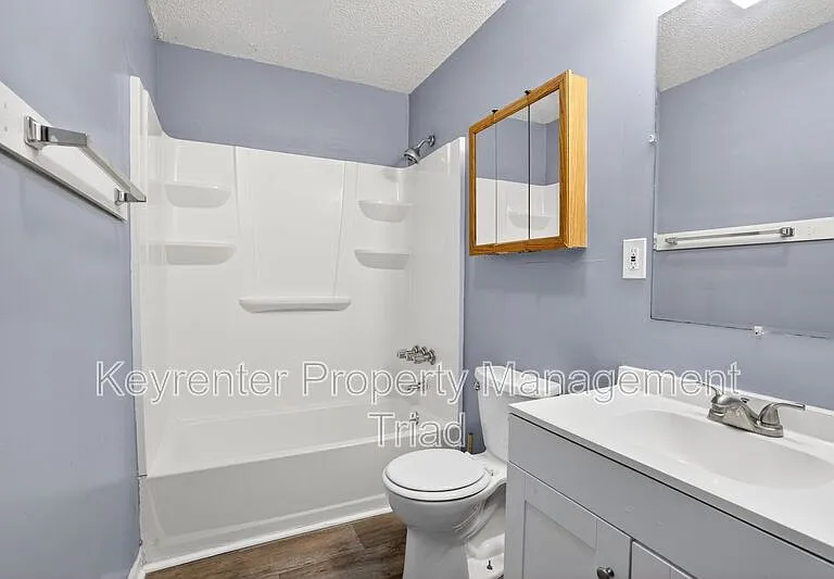 1608 McPherson St — Photo 5