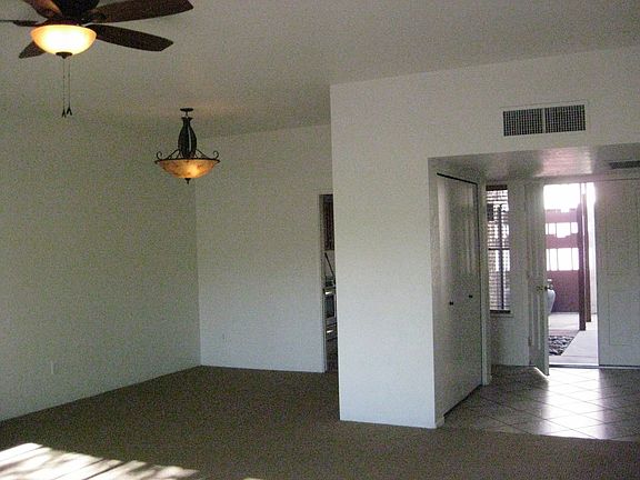 Entry way/ great room