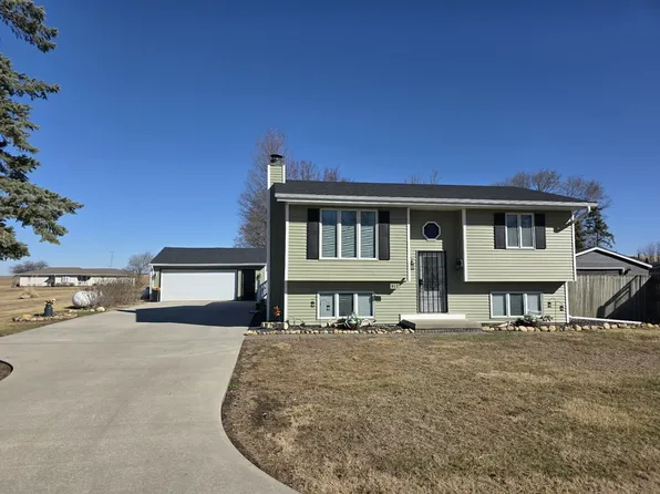 917 Streeter St, Kellogg, IA 50135