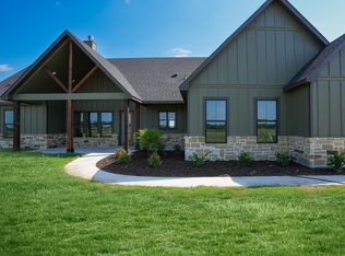 457 Schneider Rd, Sherman, TX 75090