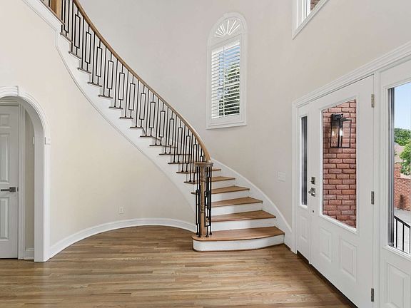 4th image of 1416 Shannon Pl