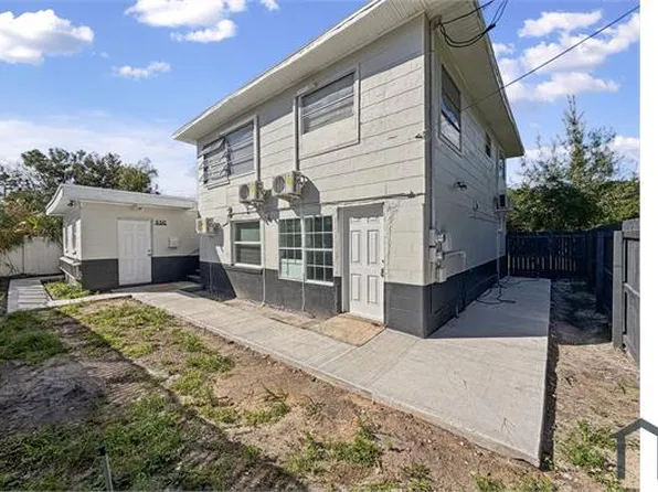 652 E Harbor Dr S, Saint Petersburg, FL 33705