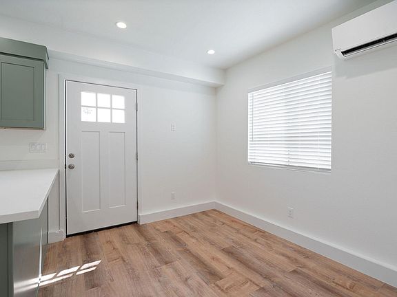 5th image of 16454 Parthenia St #2