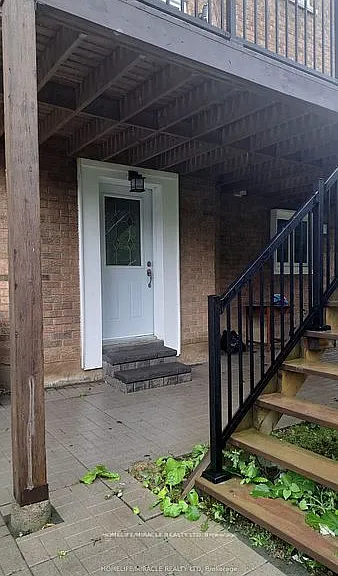 2 Vesta Dr #A — Photo 1
