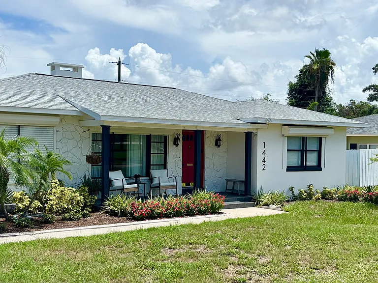 1442 Palmetto St — Photo 3