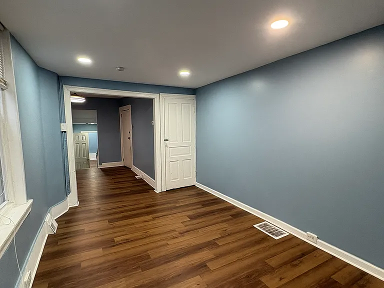 4024 Cambridge St #1 — Photo 7