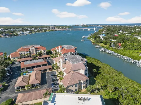 434 Bouchelle Dr APT 304, New Smyrna Beach, FL 32169