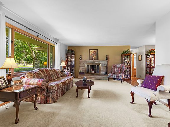 3rd image of 5301 Orchard Ave