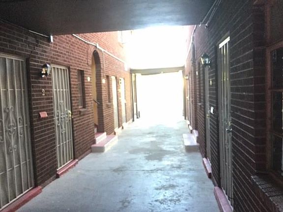 3rd image of 1707 N Stanton St APT 7