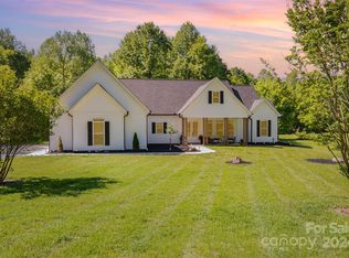 4750 Scenic Pine Ln, Concord, NC 28025