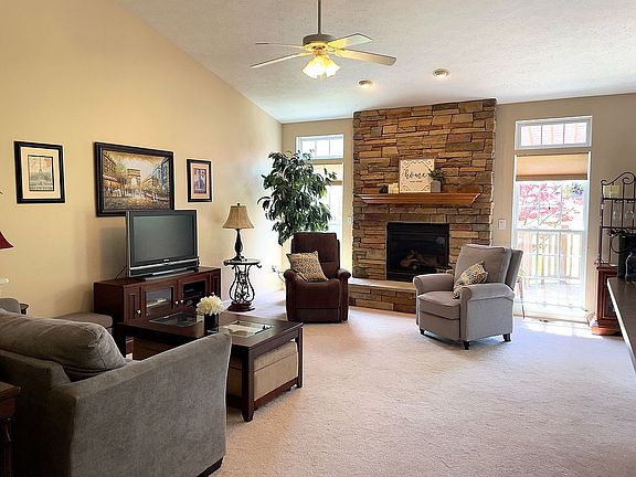 3rd image of 5154 Summerfield Ln