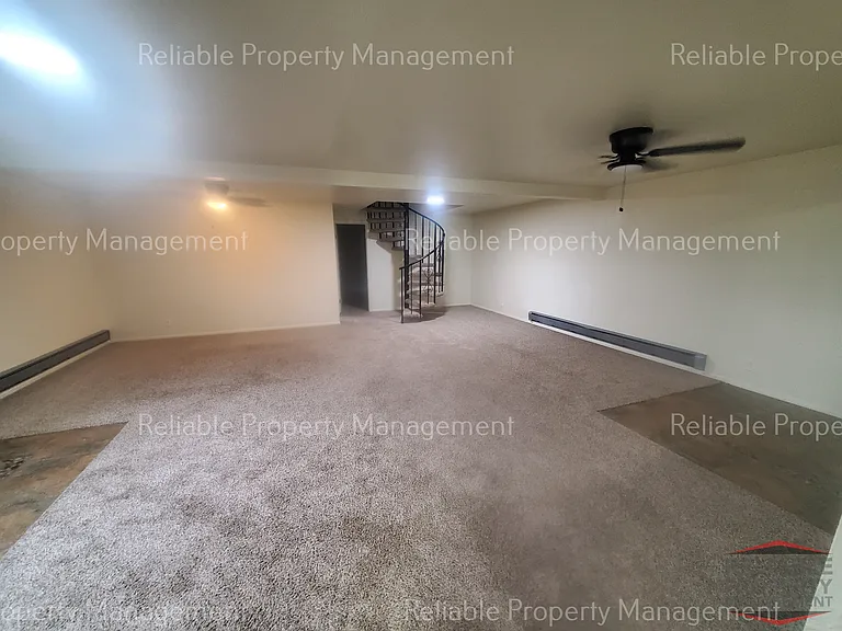 6508 S 5th Ave #B — Photo 2
