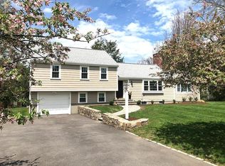 4 Sassamon Rd, Natick, MA 01760
