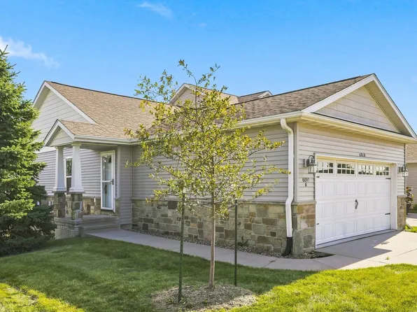 6010 Deere Creek Ln #A, Davenport, IA 52807