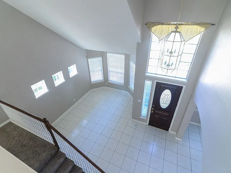 9605 Pinehurst Dr — Photo 18