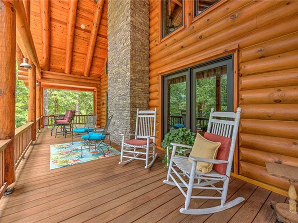 170 Meadow Ridge Rd, Eureka Springs, AR 72632