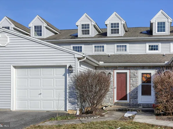 52 Warwick Cir, Mechanicsburg, PA 17050