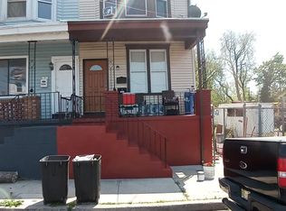 582 Roosevelt St, Trenton, NJ 08618