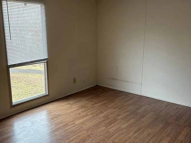 6187 Rosalind Rd — Photo 5