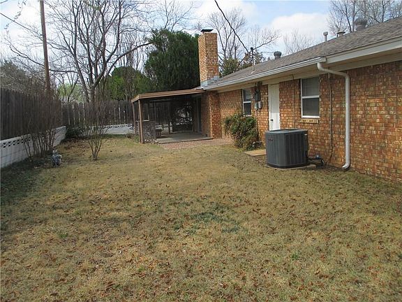 2nd image of 338 Forest Dr