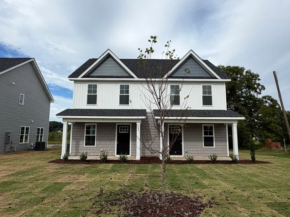 420 W Main St, Pine Level, NC 27568