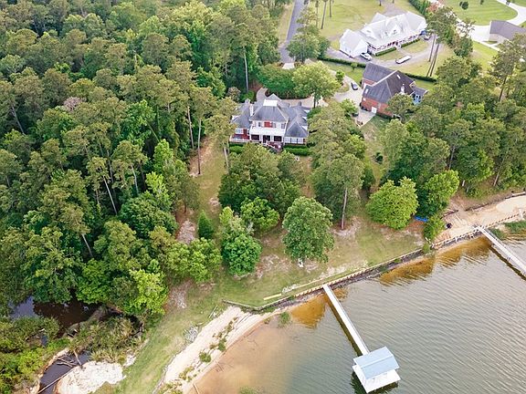 4th image of 107 Cherry Hills Dr